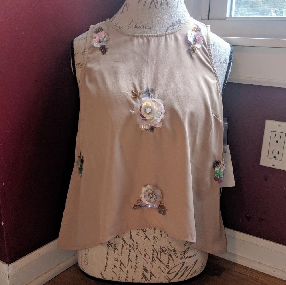 NWT High low sequin blouse